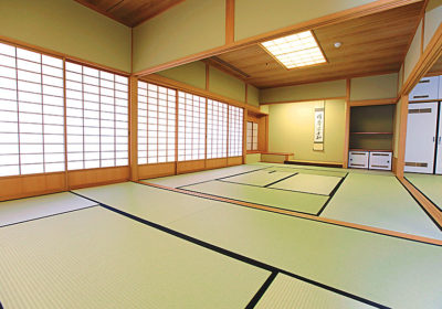 作法室<br>和の空間が日本人独特の美意識を育みます。