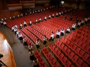 高校卒業式が行われました | 東京女学館 中学校・高等学校