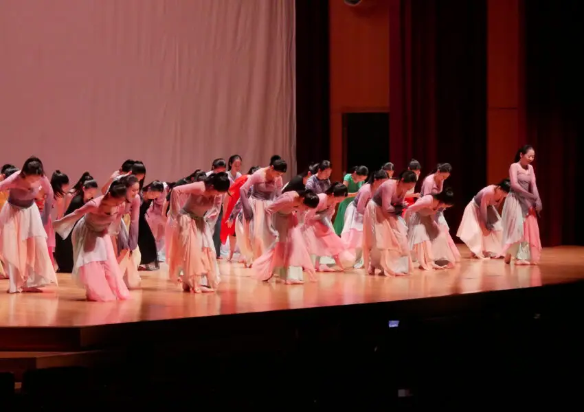 TJK 東京女学館創立130周年記念フォトフレーム 創立135周年記念祭を開催しました | 東京女学館 中学校・高等学校