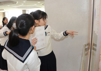 学校探検の様子