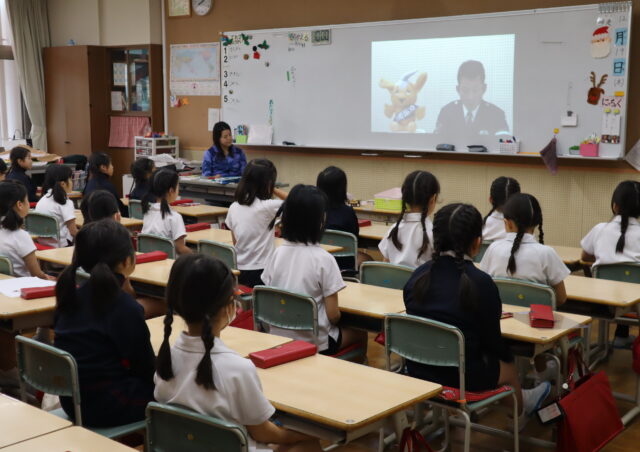 冬休みに向けて　交通安全教室