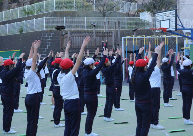 寒い朝の体操朝会