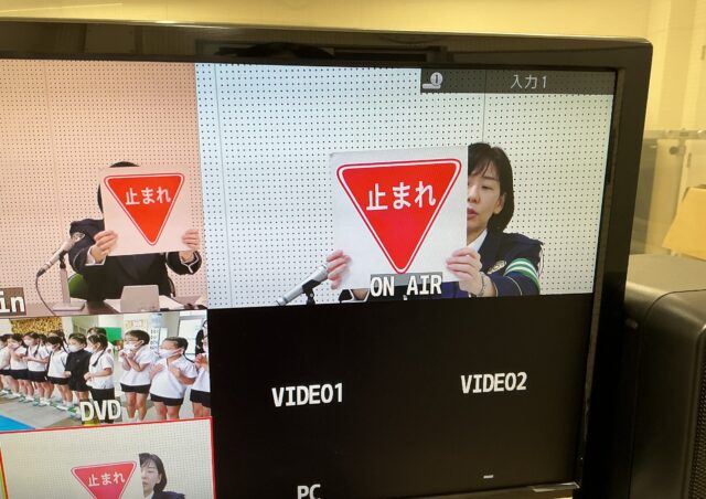 TV朝会　冬休みの交通安全