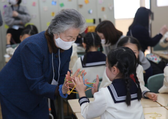 すずかけの授業「昔のお話・昔の遊び」