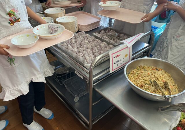 バイキング給食